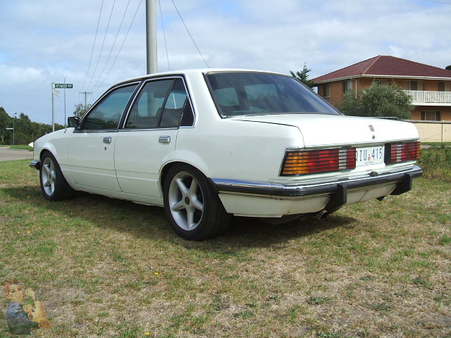 VB SL/E Commodore 5 litre (SOLD) - Australian Muscle Car Sales